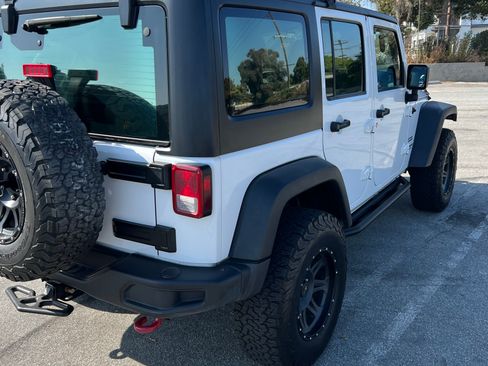 Used 2012 Jeep Wrangler Unlimited Sport w/ PWR Convenience Group image 8