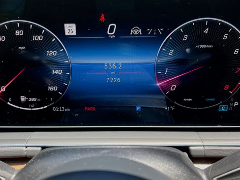 Used 2025 Mercedes-Benz GLS 450 4MATIC image 14
