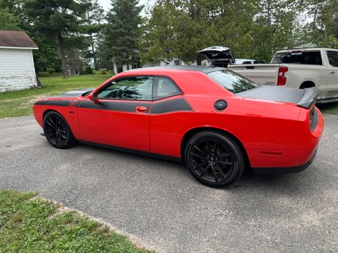 Used 2021 Dodge Challenger R/T Scat Pack w/ T/A Package RWD image 6