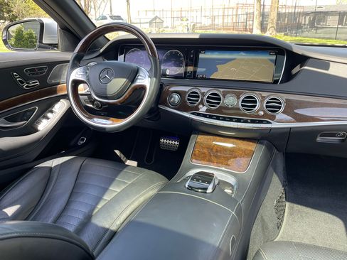 Used 2016 Mercedes-Benz S 550 4MATIC Sedan image 22