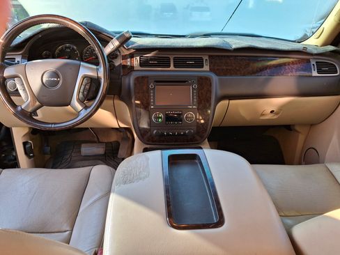 Used 2013 GMC Sierra 2500 Denali w/ Suspension Package, Off-Road image 9