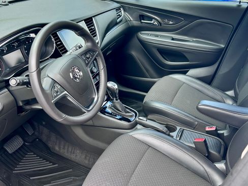 Used 2019 Buick Encore Preferred FWD image 8