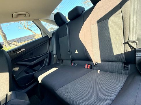 Used 2019 Volkswagen Jetta S w/ Driver Assistance Package image 10