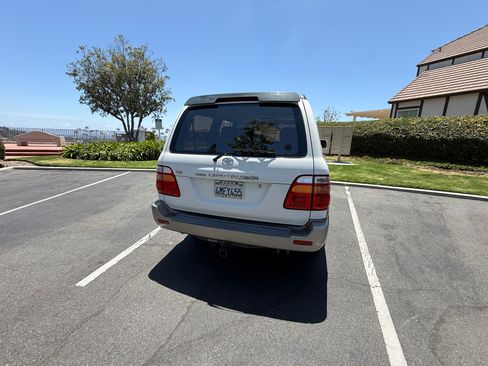 Used 2000 Toyota Land Cruiser AWD/4WD image 9