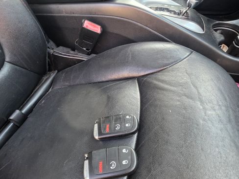 Used 2012 Dodge Journey R/T w/ Flexible Seating Group image 12