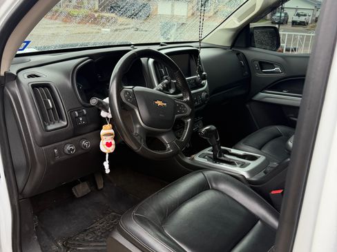 Used 2017 Chevrolet Colorado ZR2 image 12