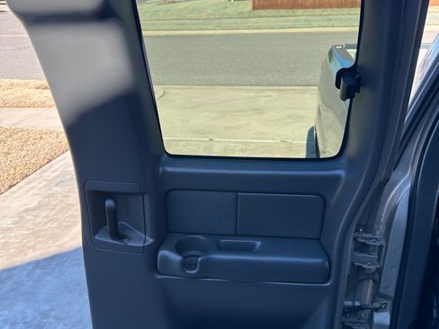 Used 2003 Chevrolet Silverado 1500 LS image 27