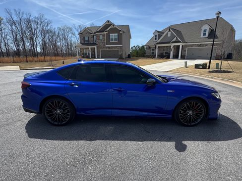 Used 2022 Acura TLX Type S image 2