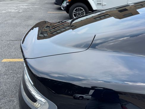 Used 2009 Aston Martin DBS Coupe image 9