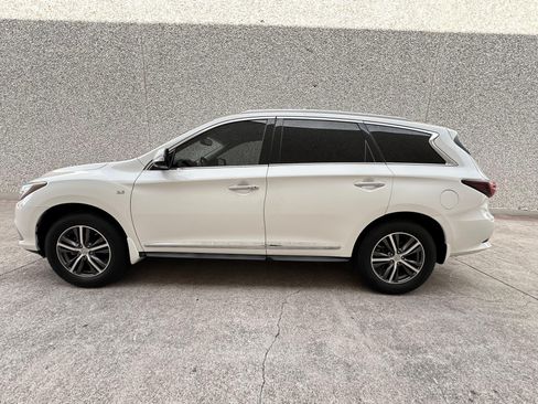 Used 2017 INFINITI QX60 FWD w/ Premium Plus Package image 6