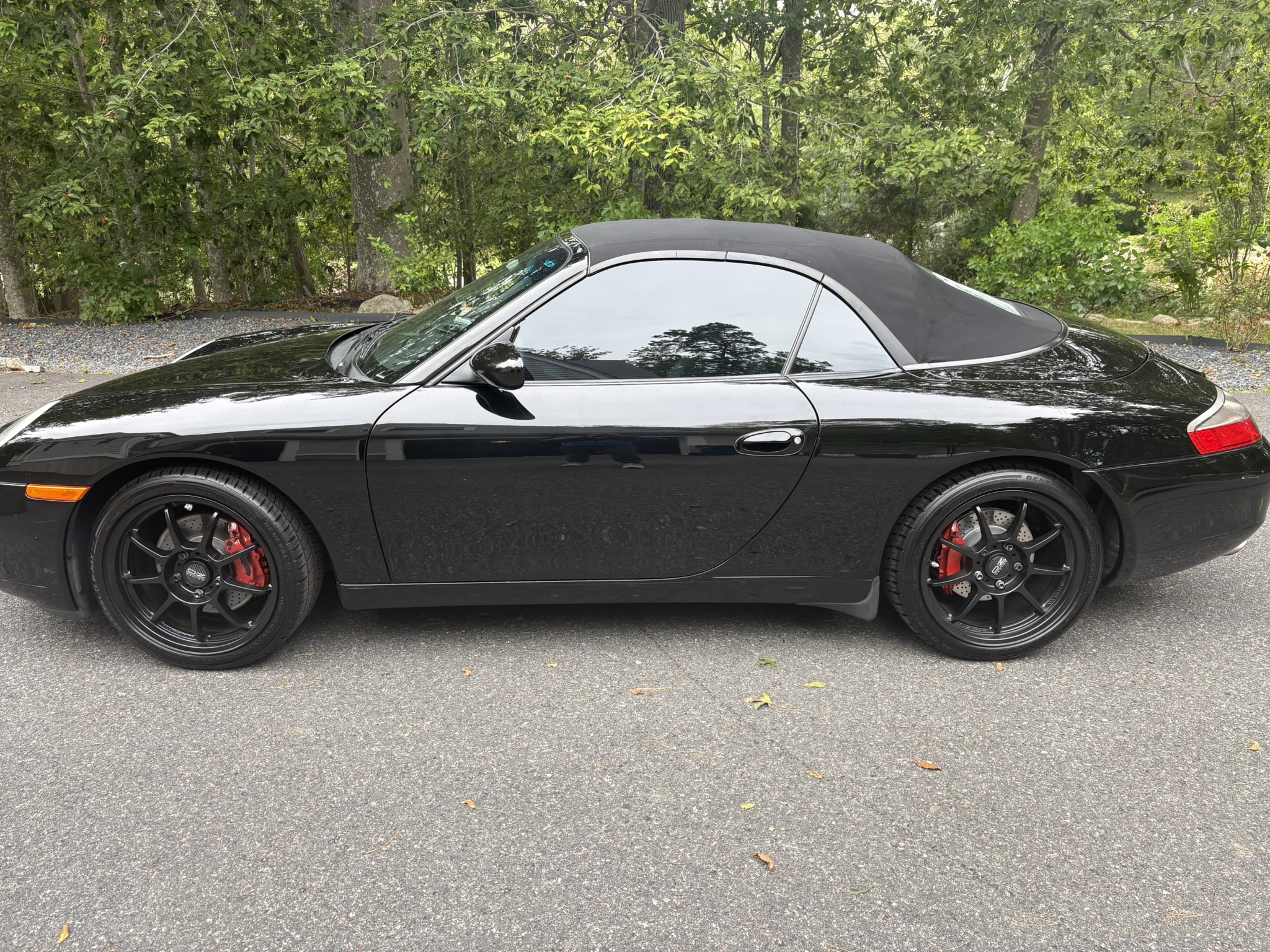 Used 2000 Porsche 911 Cabriolet image 1