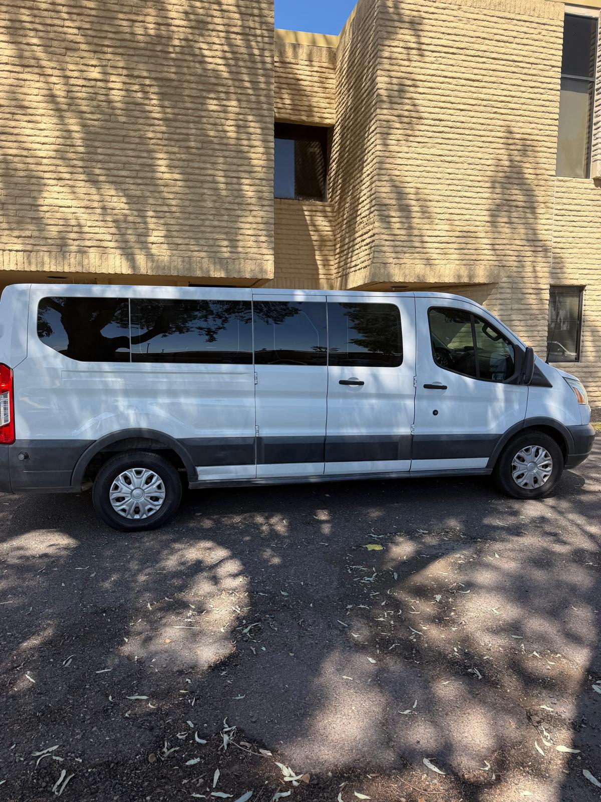 Used 2015 Ford Transit 350 XLT RWD image 1