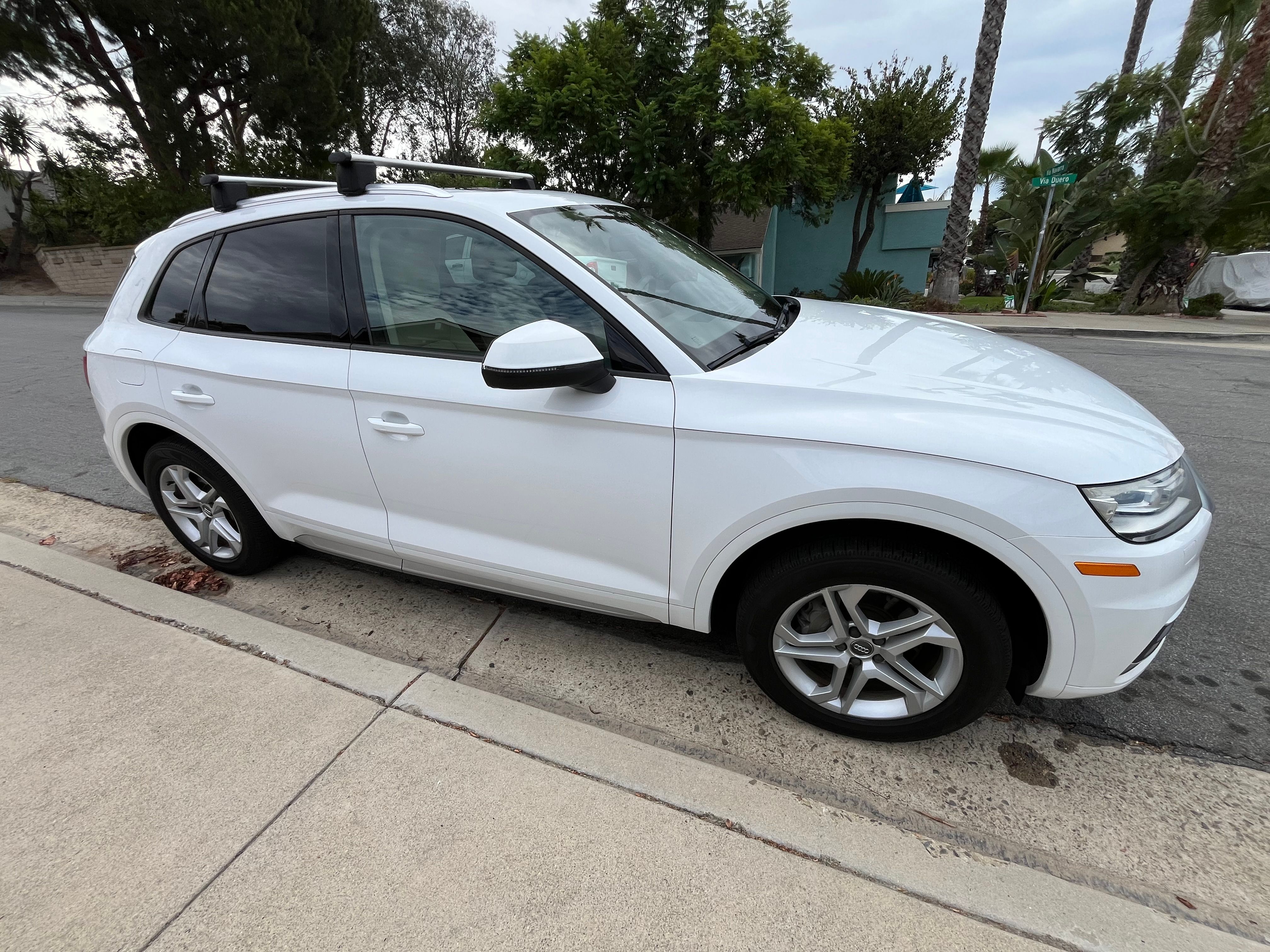 Used 2018 Audi Q5 2.0T Premium w/ Convenience Package AWD/4WD image 4