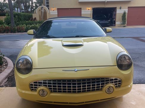Used 2002 Ford Thunderbird image 6