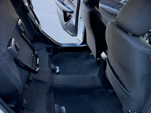 Used 2019 Honda Fit Sport image 13