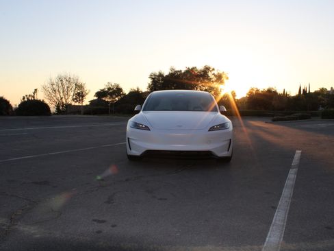 Used 2024 Tesla Model 3 Performance image 5