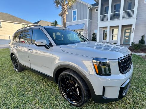 Used 2025 Kia Telluride SX Prestige X-Line image 4