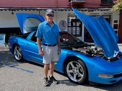 Used 1998 Chevrolet Corvette Coupe w/ Memory Pkg