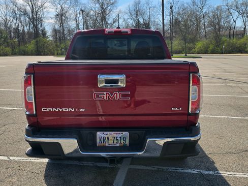 Used 2017 GMC Canyon SLT w/ Trailering Package image 9