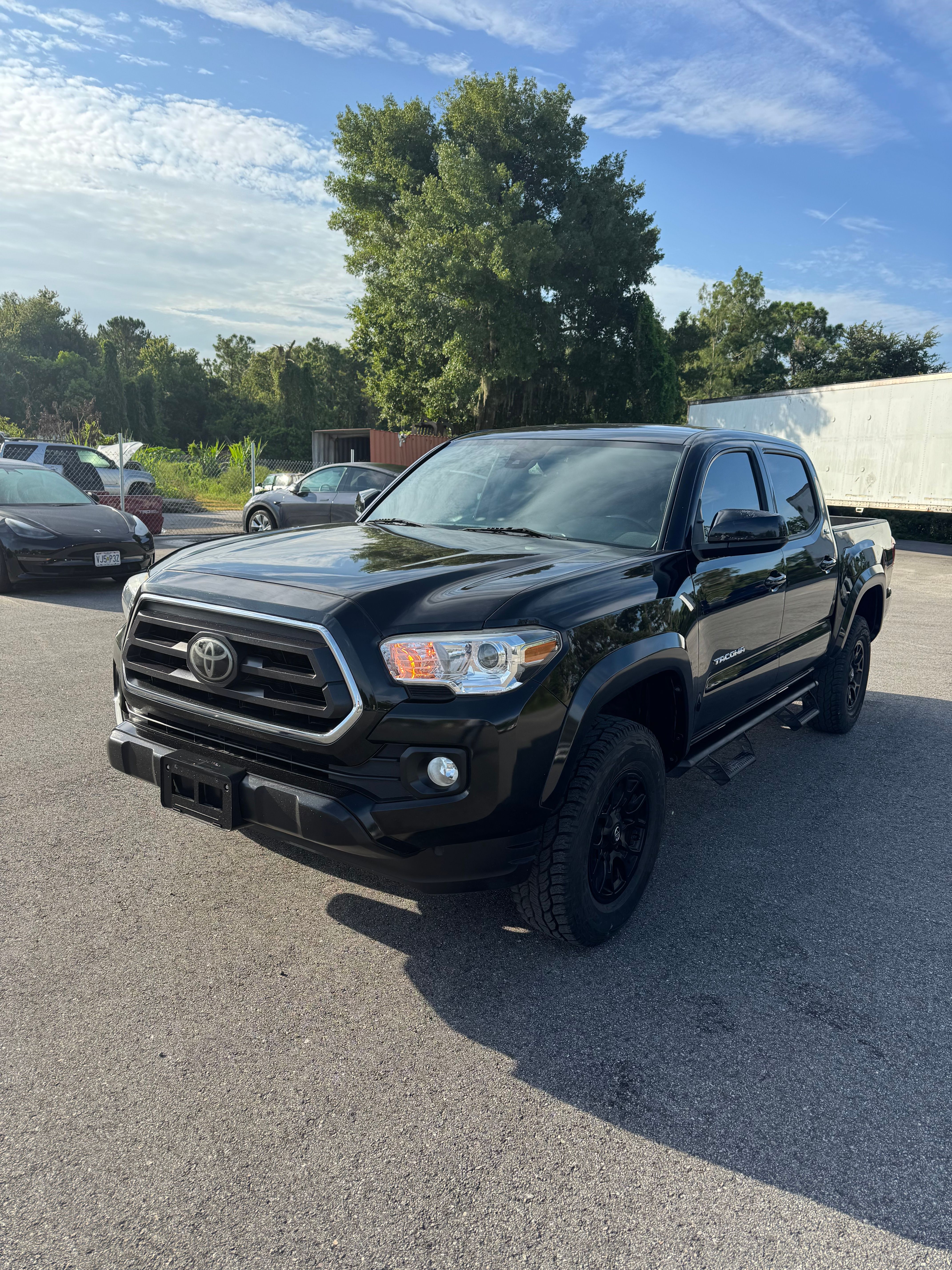 Used 2021 Toyota Tacoma SR5 RWD image 1