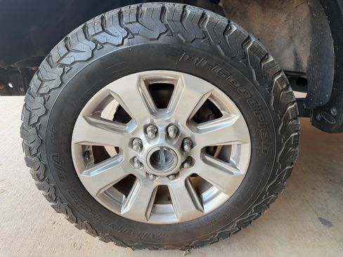 Used 2017 Ford F250 Platinum w/ Platinum Ultimate Package image 10