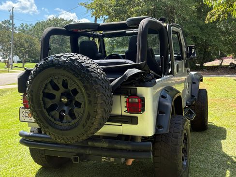 Used 2006 Jeep Wrangler X w/ Tire & Wheel Group (Ecco) image 5