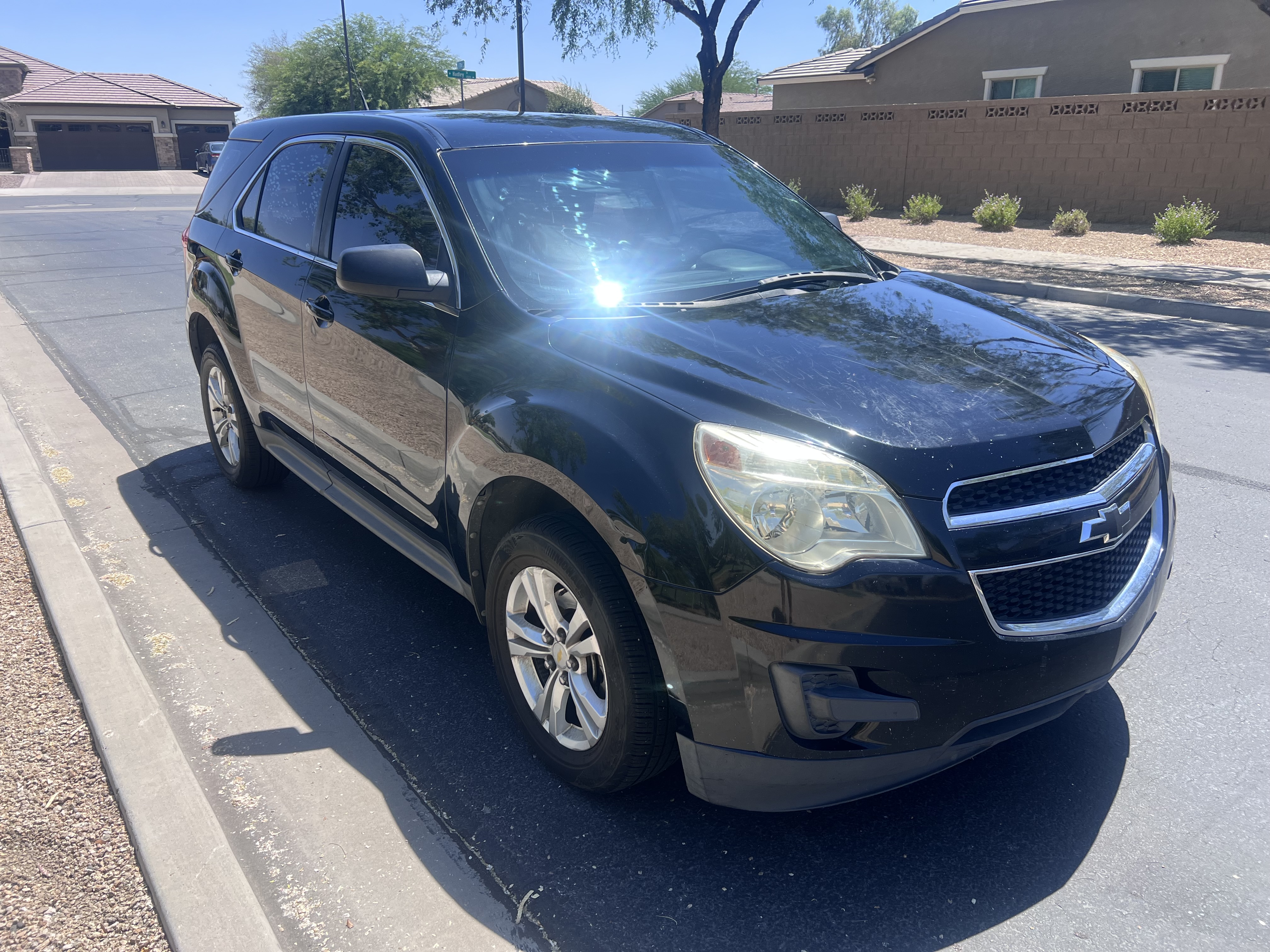 Used 2011 Chevrolet Equinox LS w/ Bluetooth Package FWD image 4