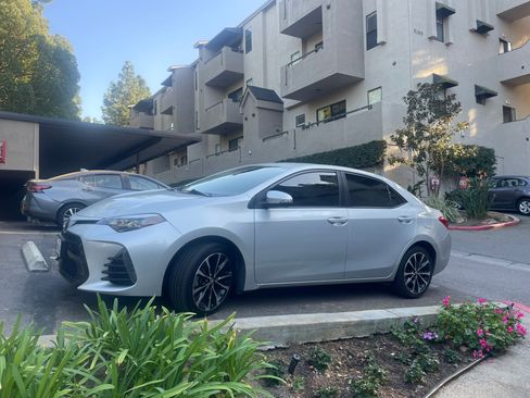 Used 2019 Toyota Corolla SE image 11