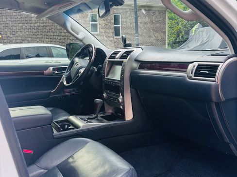 Used 2019 Lexus GX 460 Premium AWD/4WD image 10