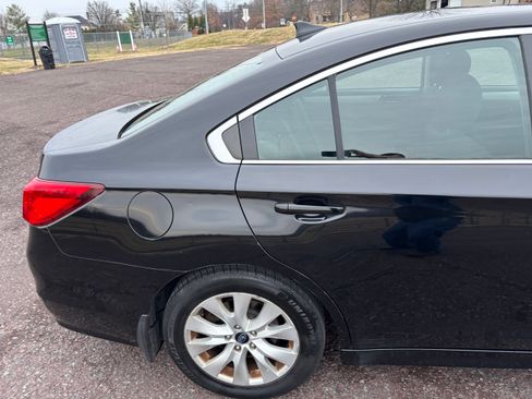 Used 2016 Subaru Legacy 2.5i Premium image 13