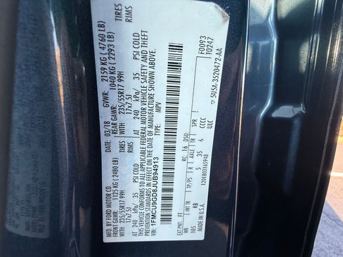 Used 2018 Ford Escape SE w/ SE Sync 3 Package image 12