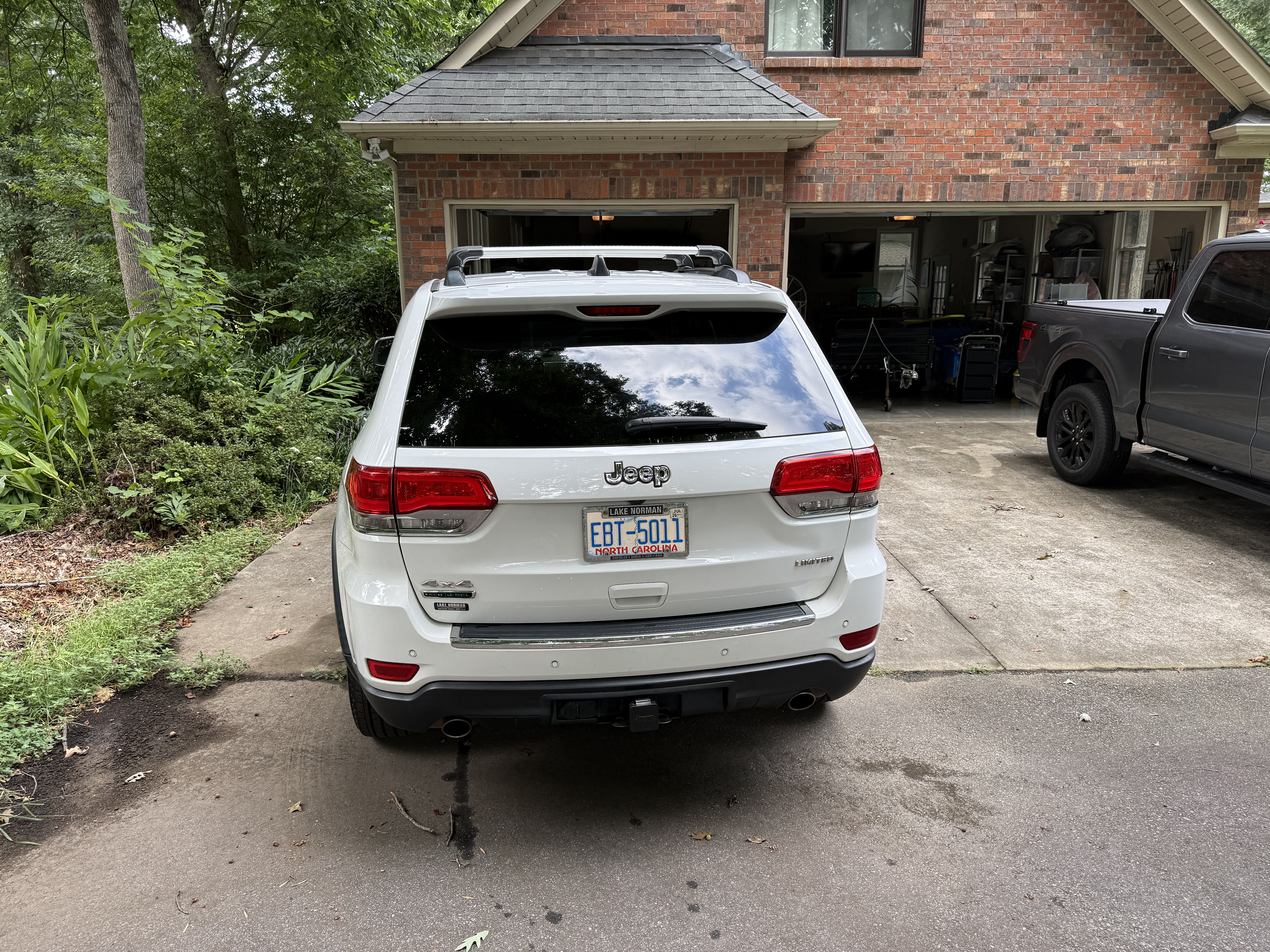 Used 2016 Jeep Grand Cherokee Limited w/ Trailer Tow Group IV AWD/4WD image 5