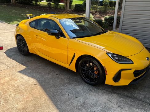 Used 2026 Subaru BRZ Series.Yellow RWD image 4