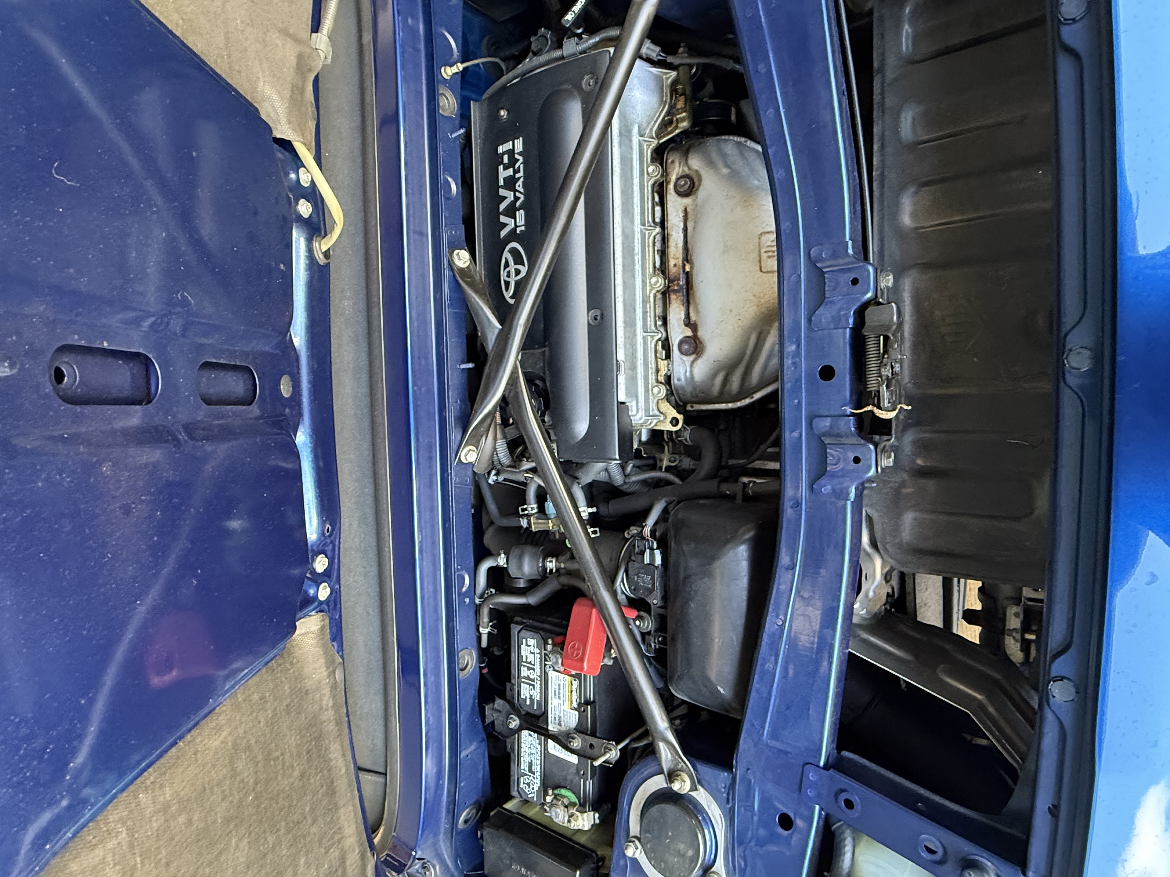 Used 2002 Toyota MR2 RWD image 11