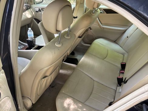 Used 2007 Mercedes-Benz C 280 4MATIC Sedan image 5