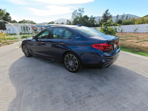 Used 2018 BMW 530e xDrive w/ M Sport Package 2 AWD/4WD image 5