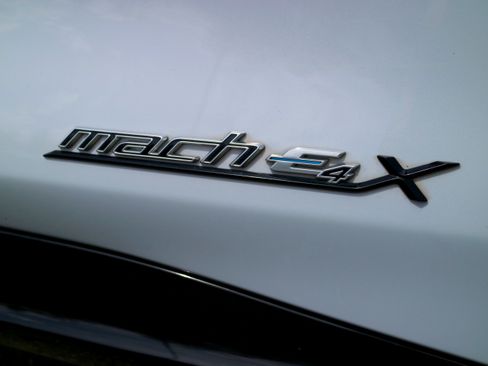 Used 2022 Ford Mustang Mach-E GT image 10