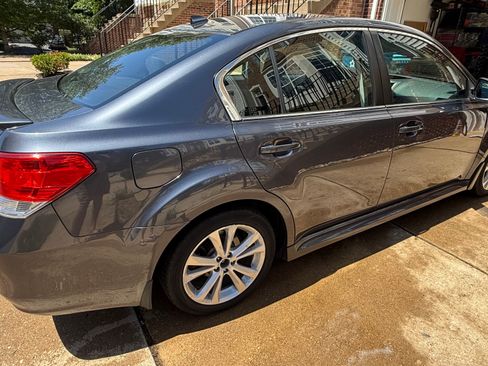 Used 2014 Subaru Legacy 2.5i Premium AWD/4WD image 4