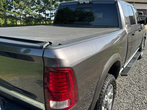 Used 2018 RAM 3500 Laramie Longhorn AWD/4WD image 15