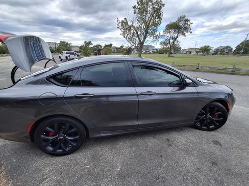 Used 2015 Chrysler 200 S w/ Navigation & Sound Group I image 2