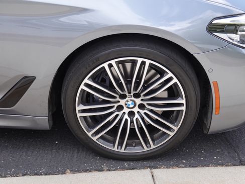 Used 2017 BMW 540i xDrive AWD/4WD image 29