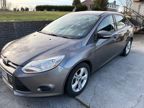 Used 2014 Ford Focus SE image 10