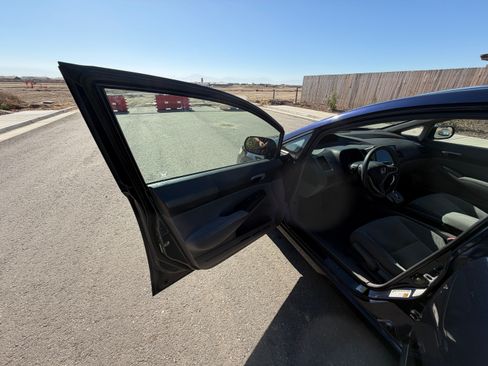 Used 2010 Honda Civic LX image 16