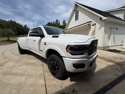 Used 2021 RAM 3500 Laramie w/ Night Edition AWD/4WD image 2