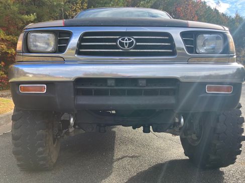 Used 1996 Toyota Tacoma 4x4 Xtracab image 8