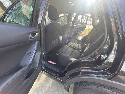 Used 2016 MAZDA CX-5 Touring image 18