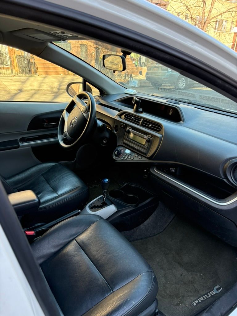 Used 2014 Toyota Prius C Two FWD image 8