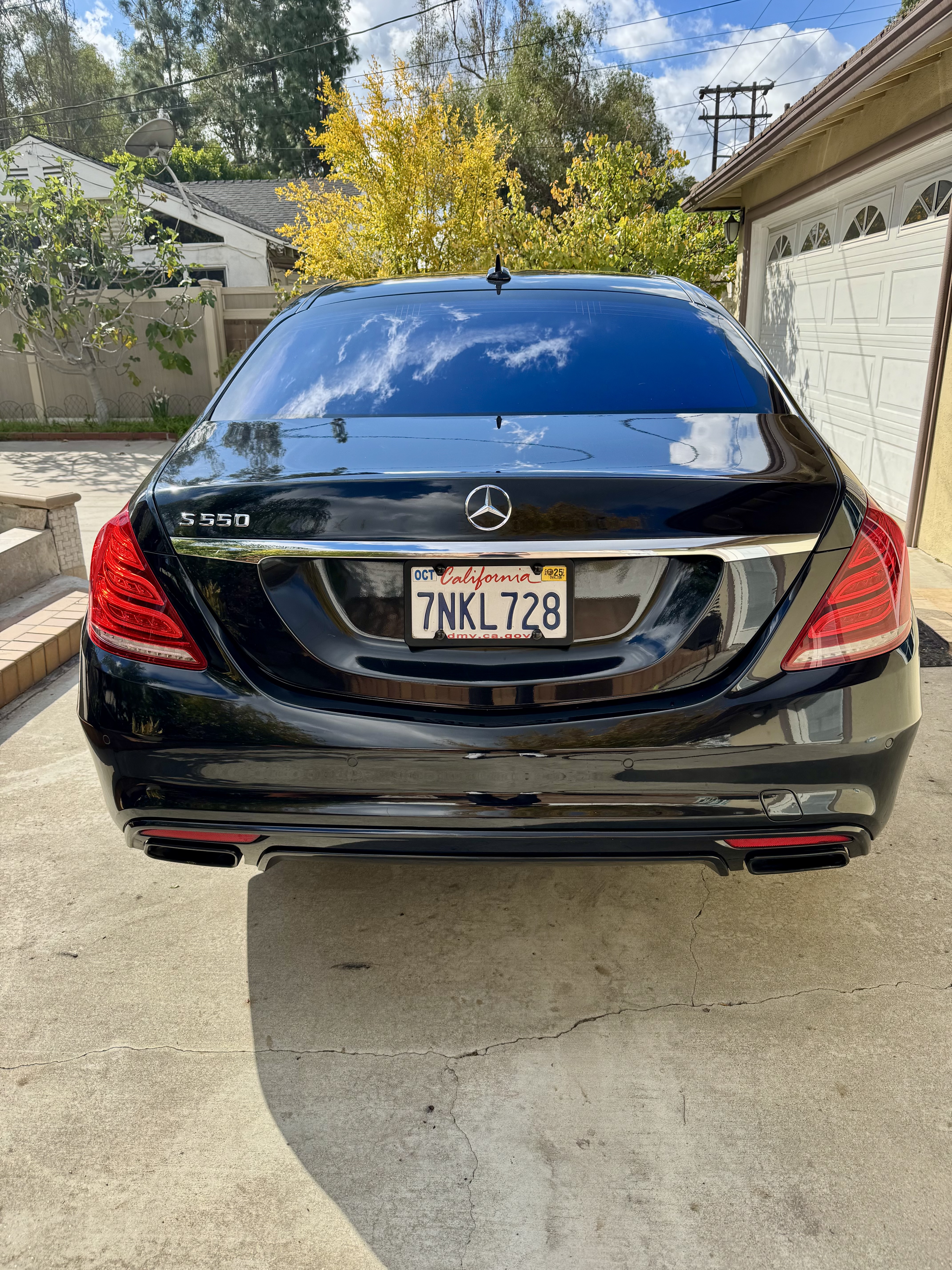 Used 2015 Mercedes-Benz S 550 Sedan image 4