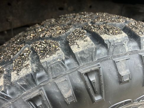 Used 2015 Ford F350 Lariat w/ Lariat Interior Package image 12