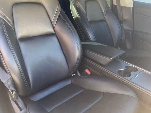 Used 2022 Tesla Model 3 image 10